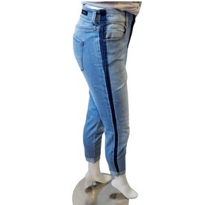 Liverpool size 8 the crop slim leg montecito stripe denim jeans